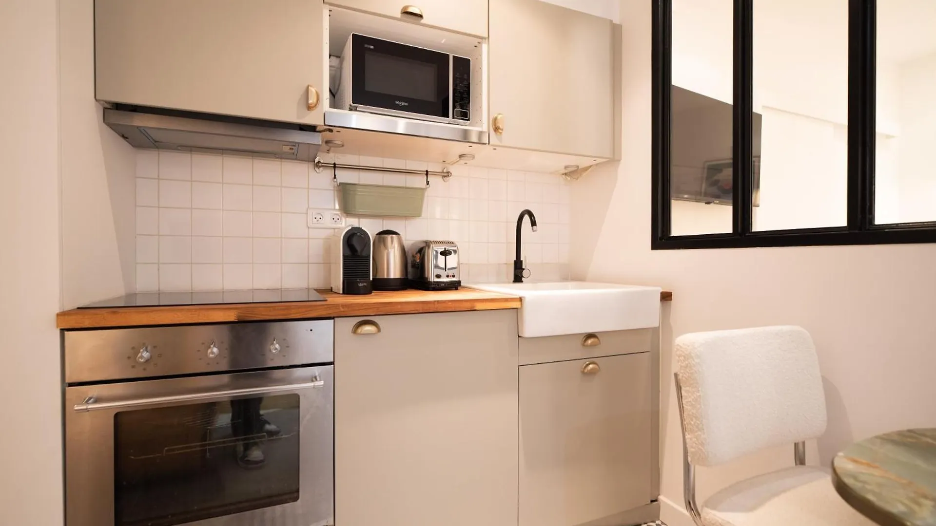 Wonderful Flat In The Marais * Paris