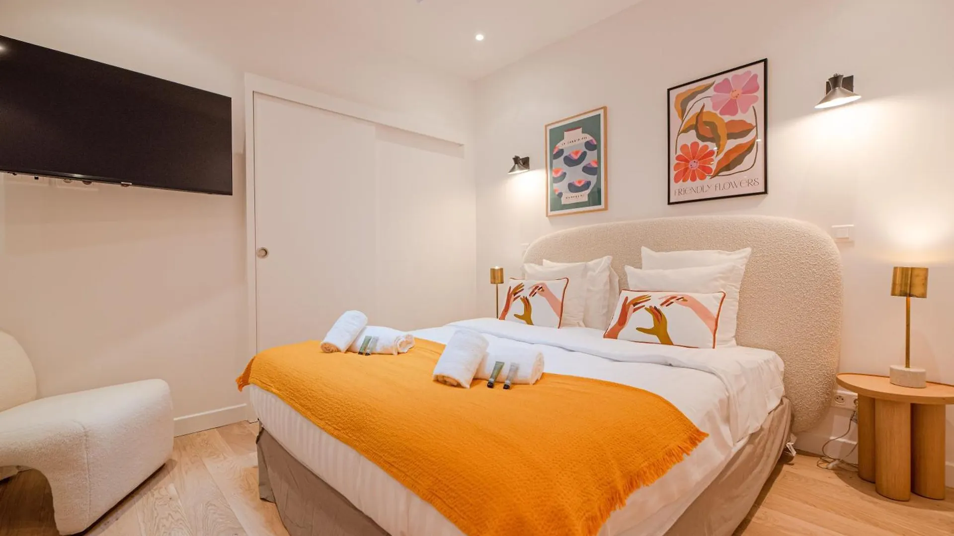 Wonderful Flat In The Marais 아파트 *